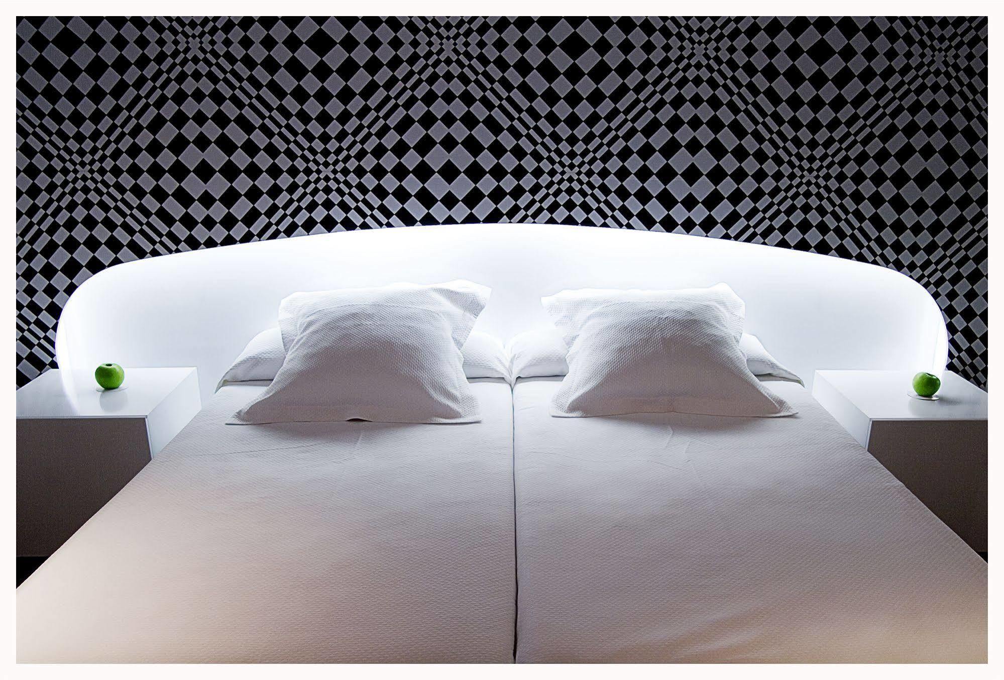 Room Mate Mario Madrid Exterior foto